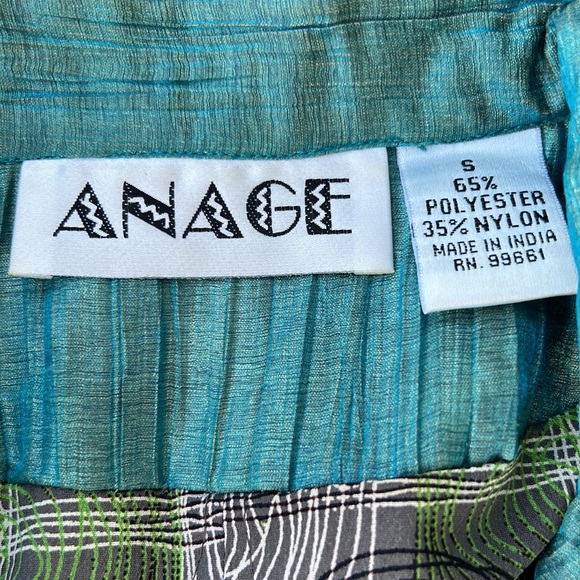 Anage Jacket beautiful design and detailing. - Picture 4 of 4